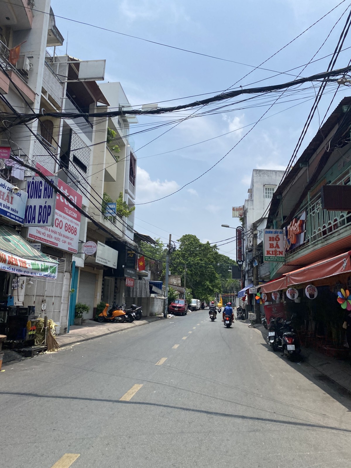 Bán nhà đường Hồ Bá Kiện, Quận 10