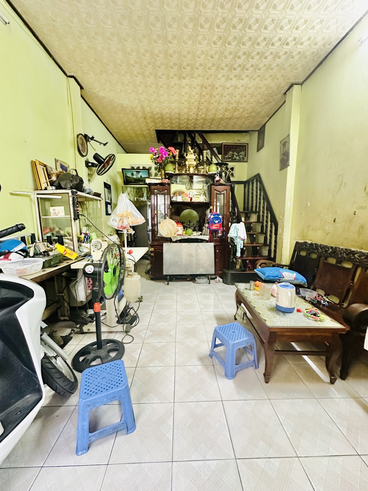 Bán nhà đường Nguyễn Ngọc Lộc, Quận 10
