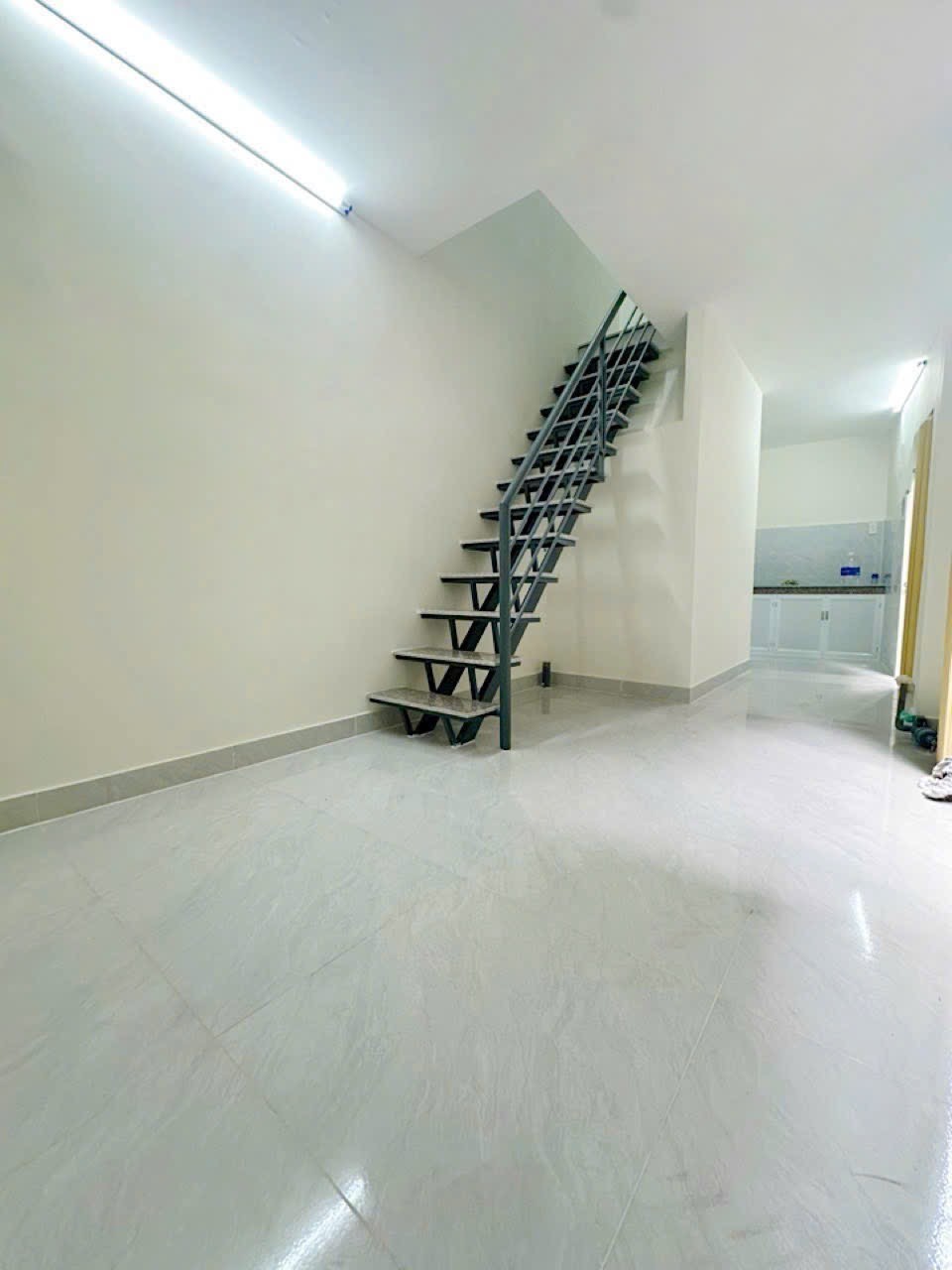 Bán nhà hẻm 282 Cống Quỳnh, Quận 1