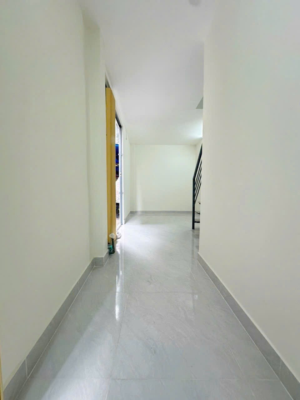 Bán nhà hẻm 282 Cống Quỳnh, Quận 1 - ảnh 4
