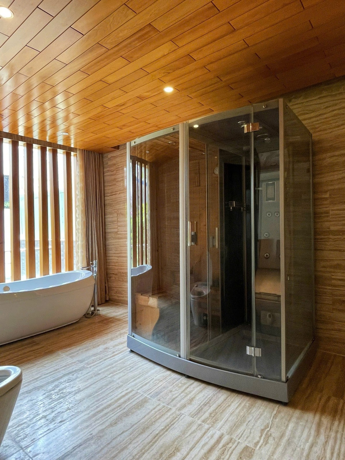 LƯU QUÝ KỲ 265m², 3 tầng, ngang 9.5m, dài 28m, giá 32 tỷ, Hải Châu
