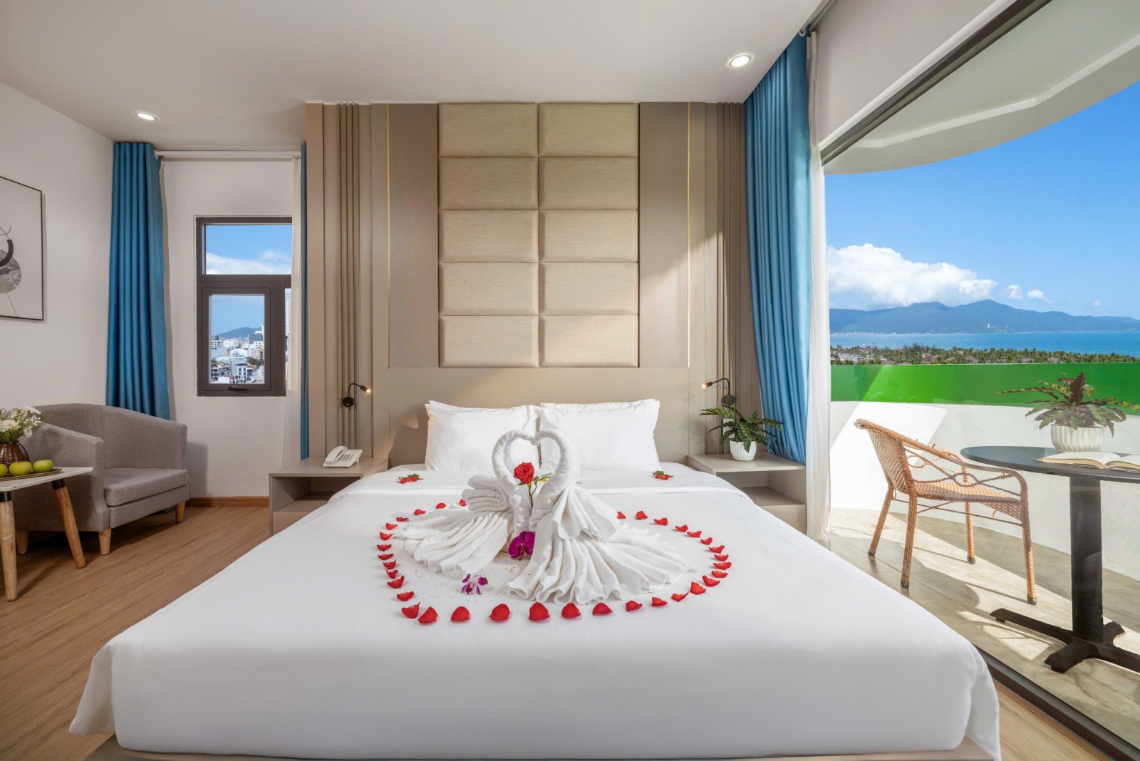 VÕ NGUYÊN GIÁP 500m², 12 tầng, ngang 22m, dài 23m, giá 700 tỷ, Ngũ Hành Sơn Đại Tỷ Phú