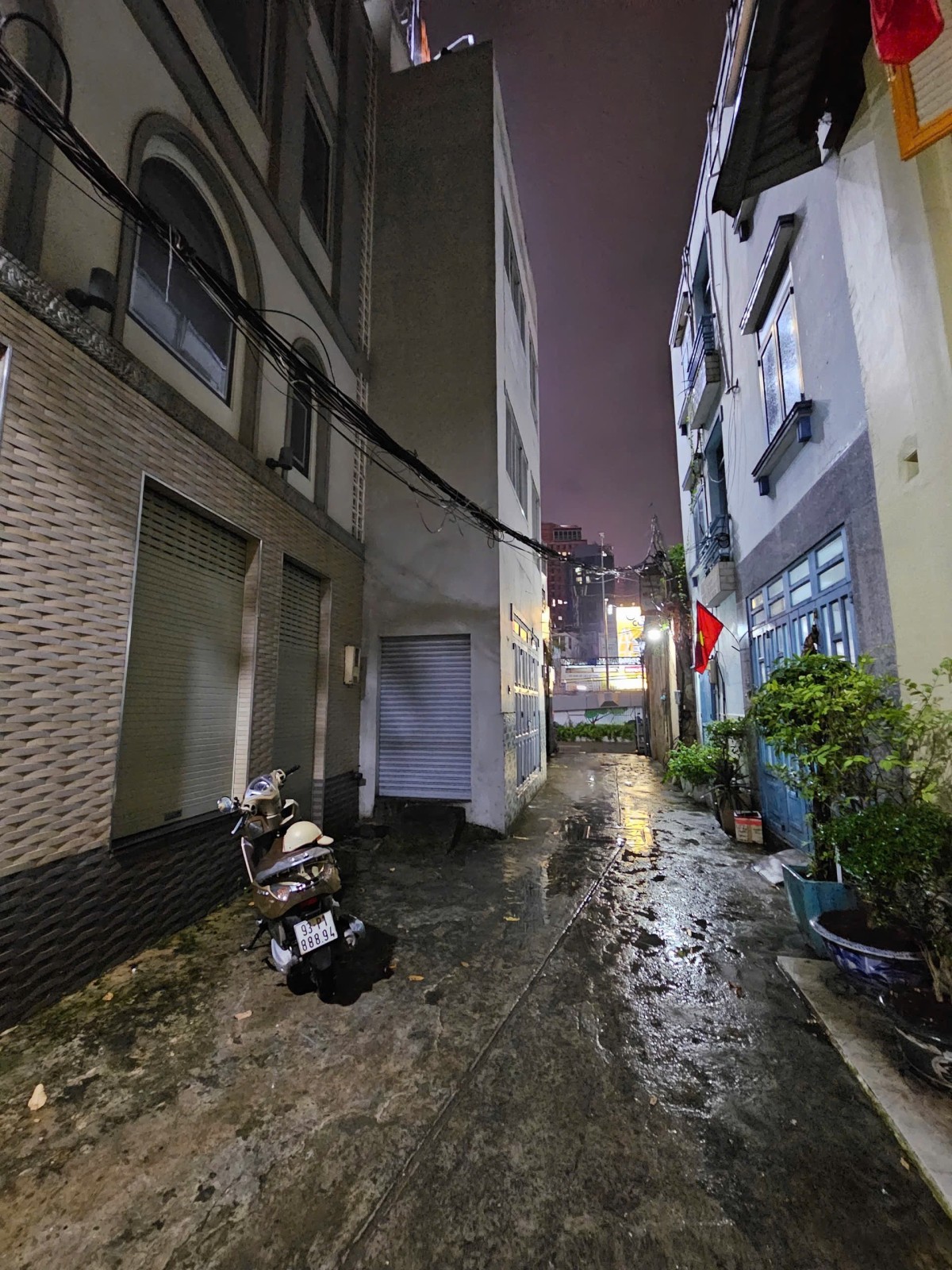 Bán nhà đường Calmette, Quận 1