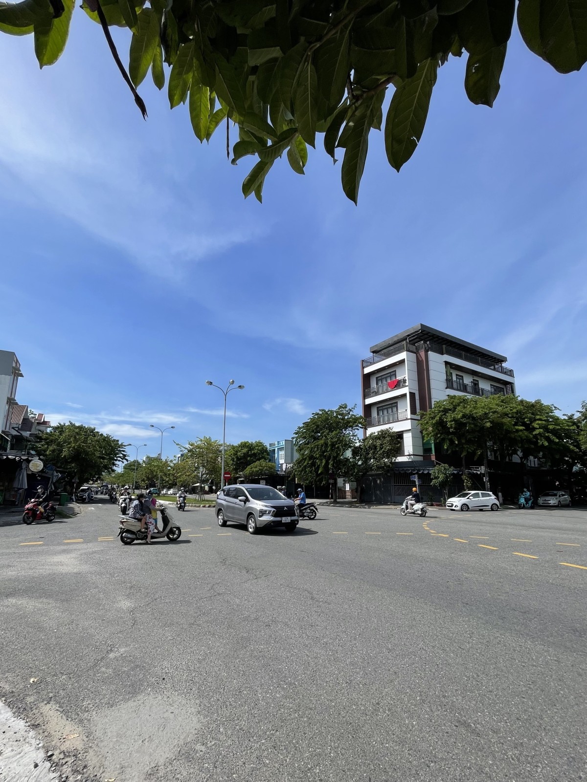 LÝ ĐẠO THÀNH 150m², 3 tầng, ngang 10.6m, dài 14.5m, giá 18 tỷ, Sơn Trà