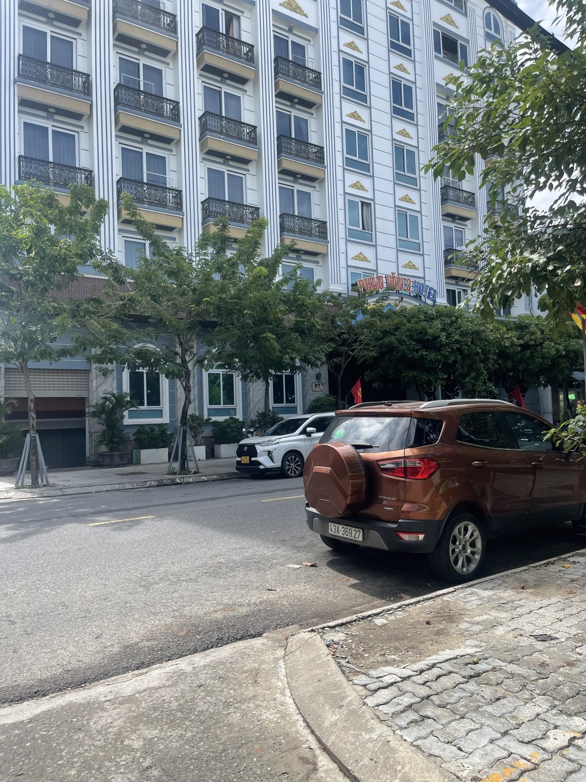 TRẦN DUY CHIẾN 254m², cấp 4, ngang 10m, dài 25m, giá 14.5 tỷ, Sơn Trà