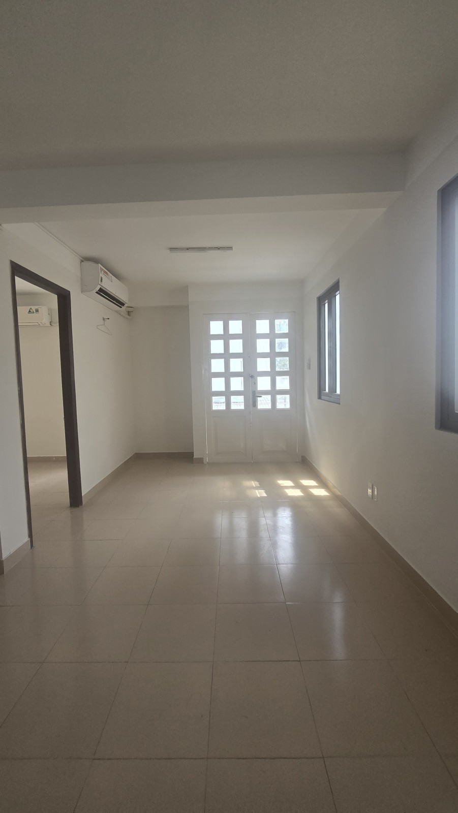 Bán nhà đường - 24 125.224 Trần Bình Trọng, Quận 5