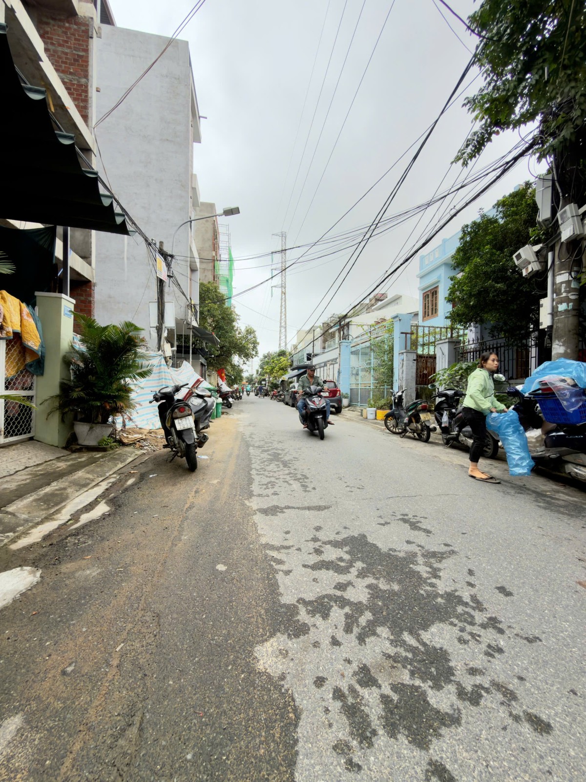 NGUYỄN THIỆN KẾ 94m², cấp 4, ngang 4.2m, dài 22.5m, giá 13.5 tỷ, Sơn Trà
