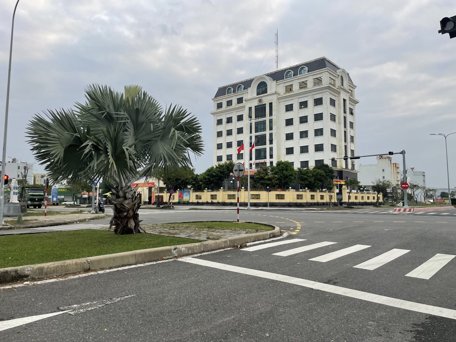TÂN TRÀ 159m², ĐẤT, ngang 10m, dài 17m, giá 14.6 tỷ, Ngũ Hành Sơn