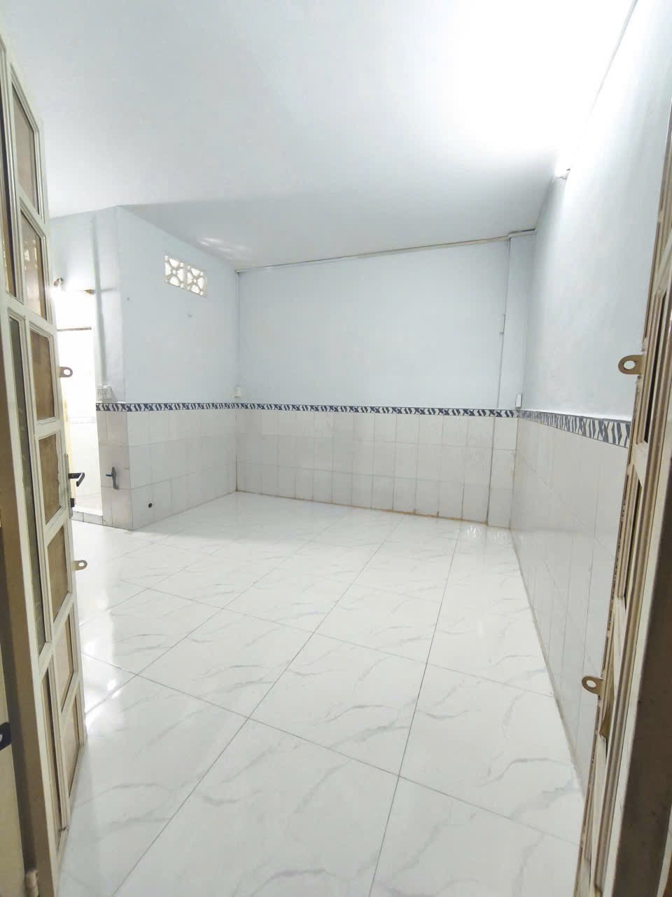 Bán nhà đường Trần Hưng Đạo, Quận 1