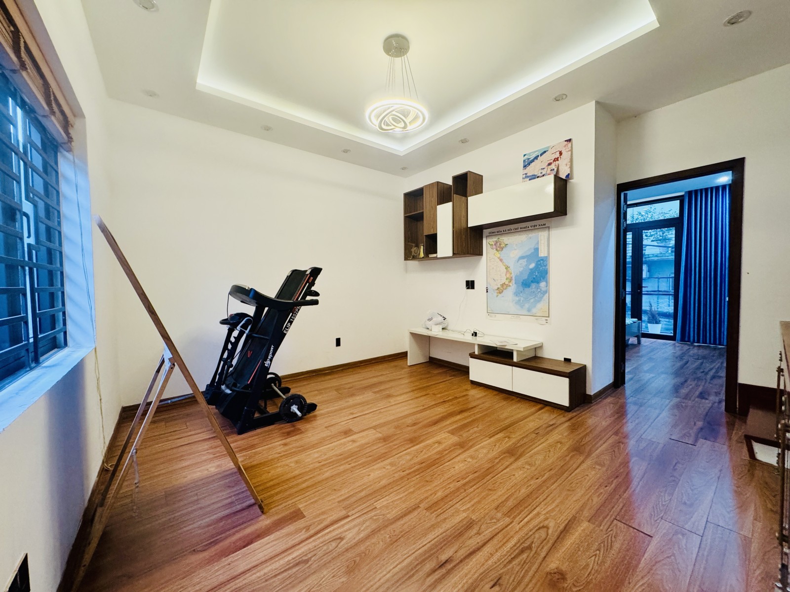 (THỬA 250 TỜ 50) THI SÁCH 50m², 4 tầng, ngang 5.2m, dài 9.5m, giá 9.1 tỷ, Hải Châu