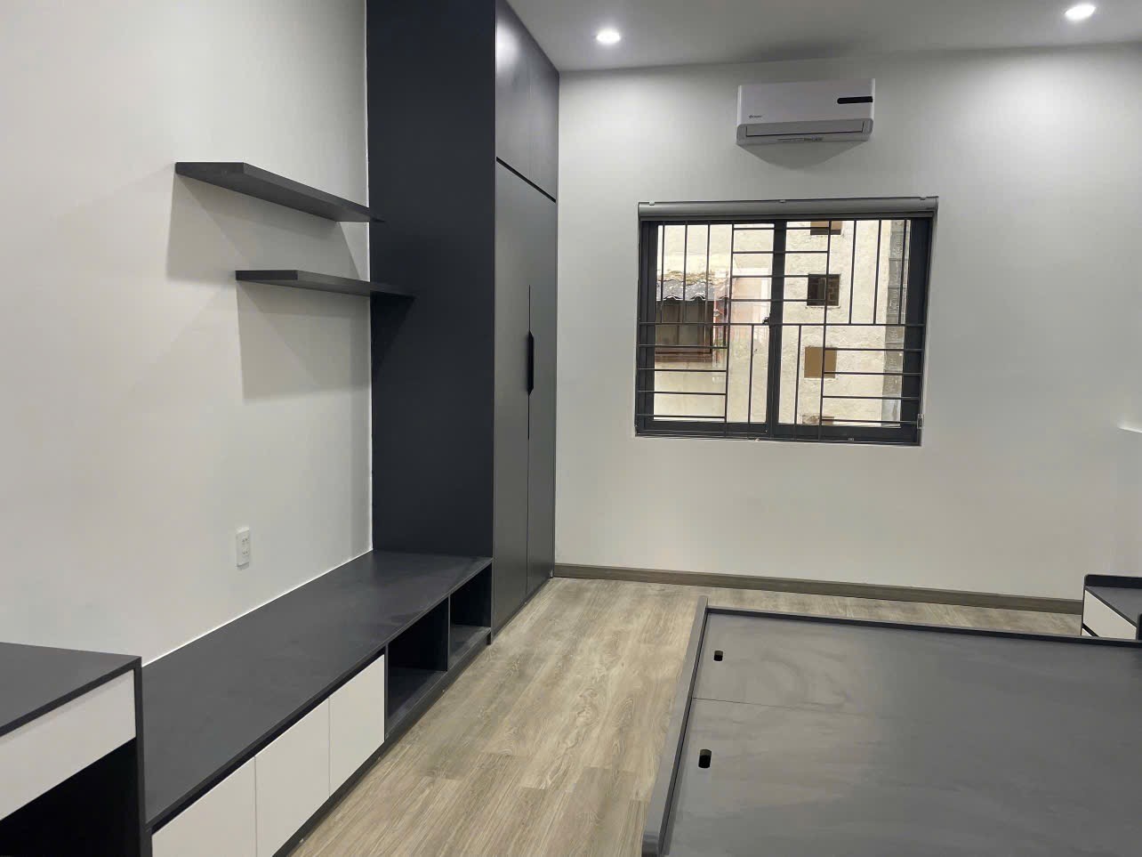 HOÁ SƠN 6 66m², 3 tầng, ngang 4m, dài 16.5m, giá 10.45 tỷ, Hải Châu