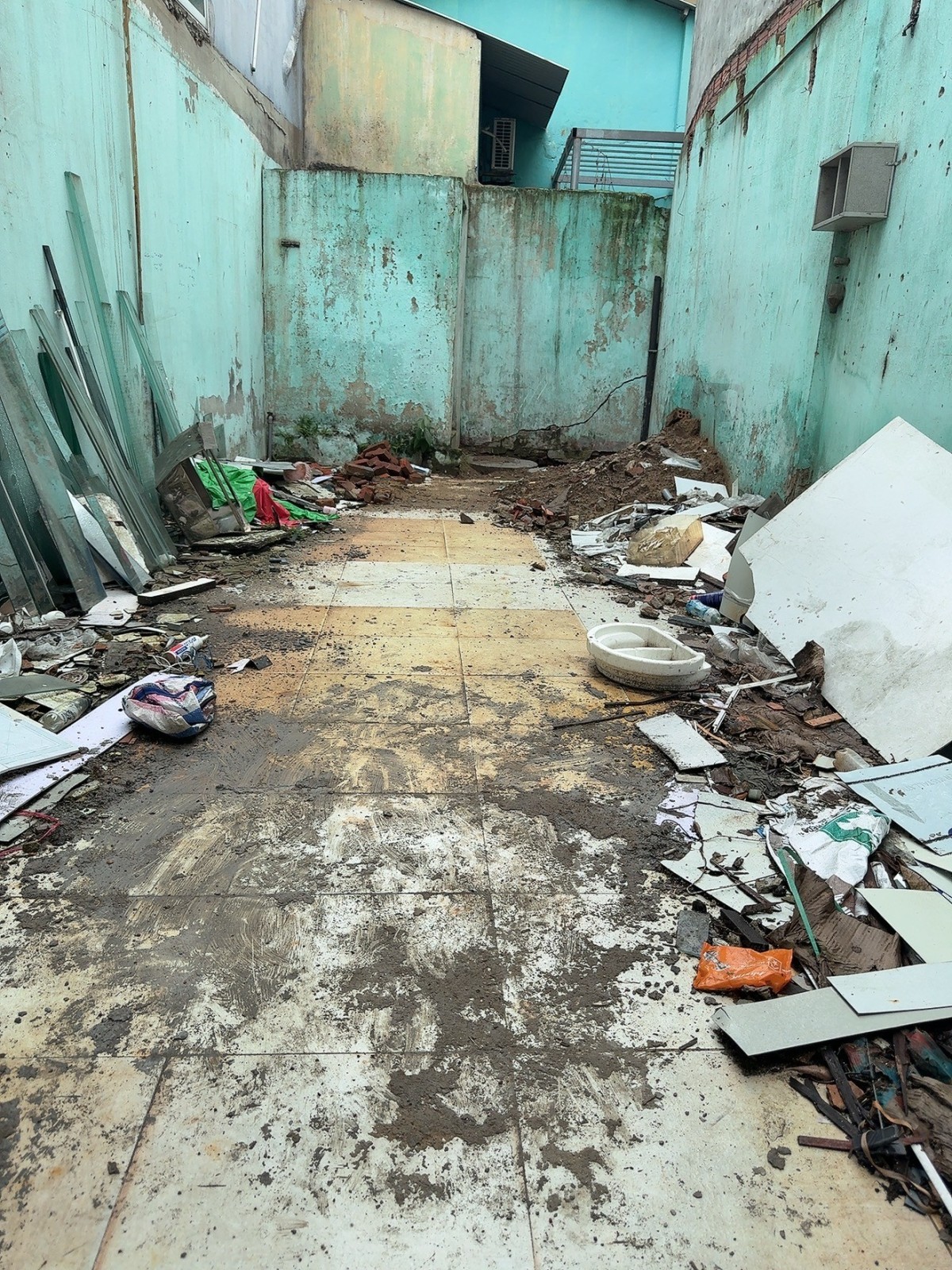 TRƯỜNG CHINH 35m², ĐẤT, ngang 3.7m, dài 10m, giá 3.98 tỷ, Cẩm Lệ