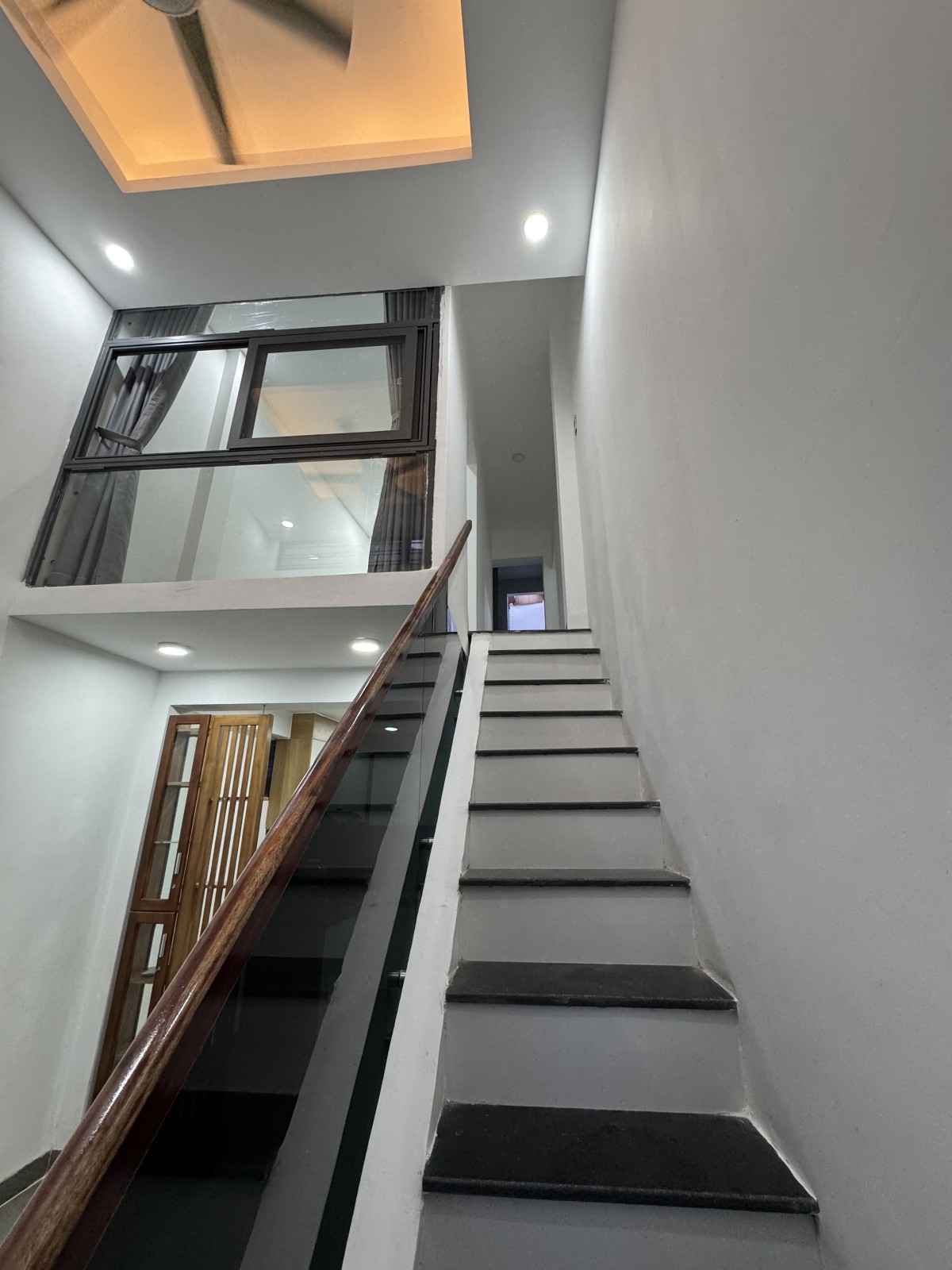 HÙNG VƯƠNG 41.3m², 2 tầng, ngang 4m, dài 11m, giá 3.75 tỷ, Thanh Khê