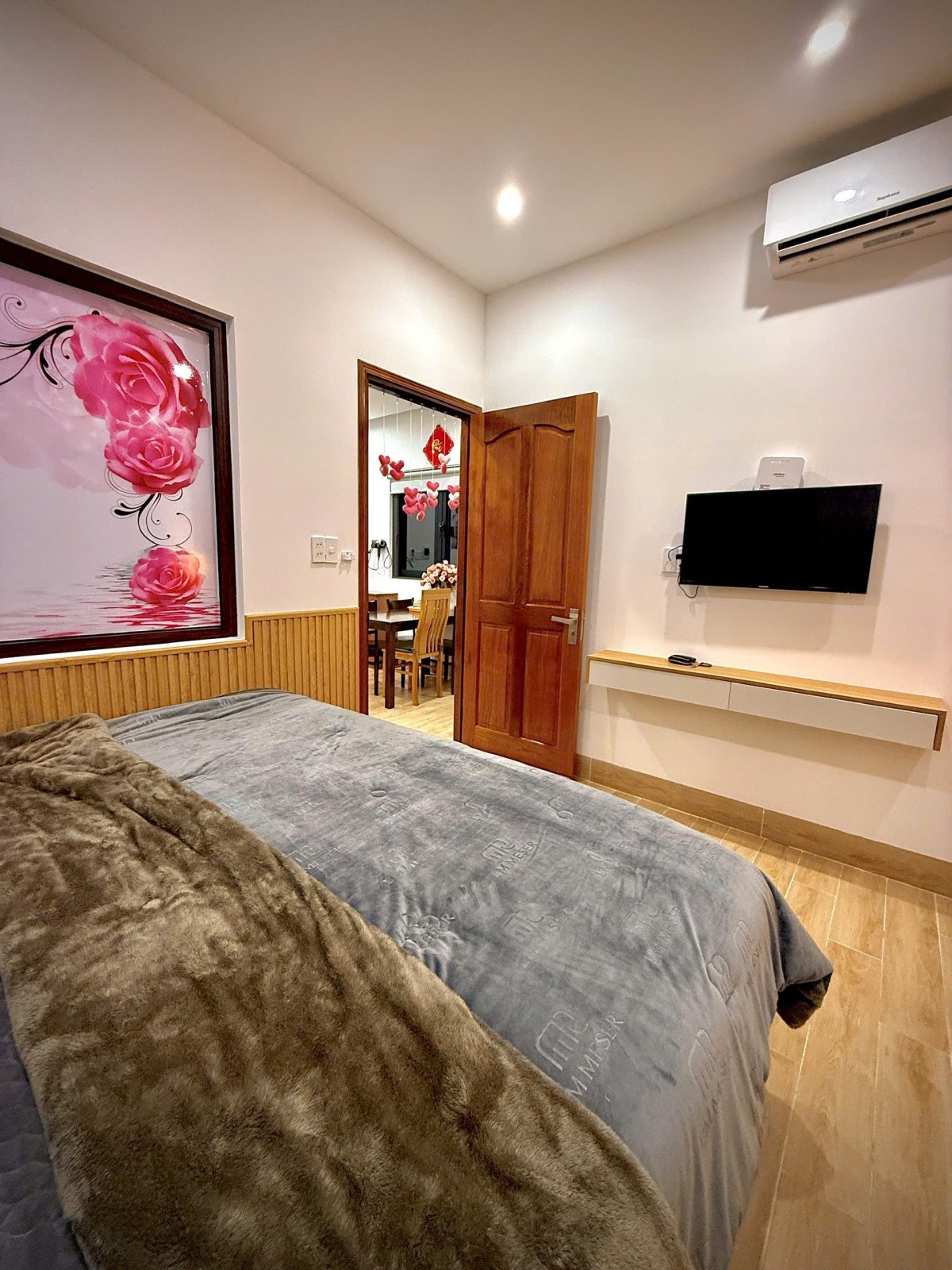 (SÁT MT NGÔ THÌ SĨ) PHAN TỨ 94m², 4 tầng, ngang 5m, dài 19m, giá 25 tỷ, Ngũ Hành Sơn