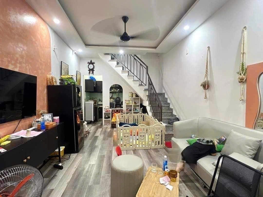K HOÀNG DIỆU 33m², 2 tầng, ngang 4m, dài 8.2m, giá 2.4 tỷ, Hải Châu