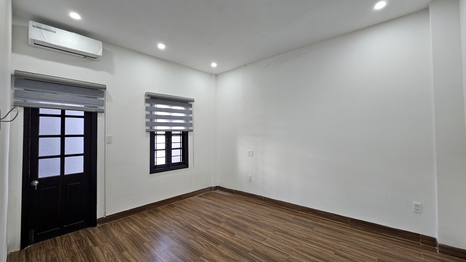 (THỬA 128 TỜ 7) THÁI PHIÊN 125m², 4 tầng, ngang 4.7m, dài 4.95m, giá 33.5 tỷ, Hải Châu