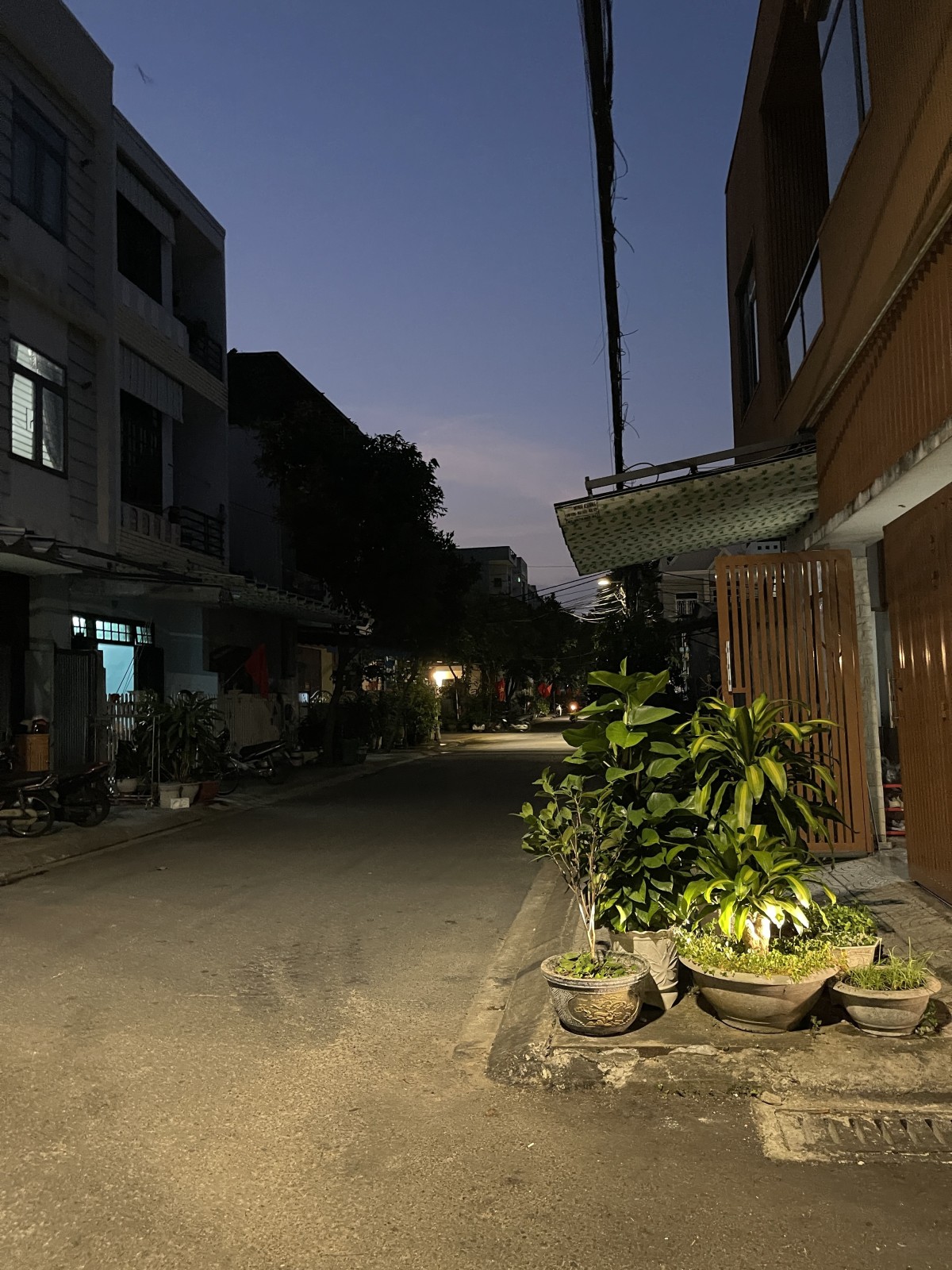 ĐA MẶN ĐÔNG 4 90m², cấp 4, ngang 9m, dài 10m, giá 7.8 tỷ, Ngũ Hành Sơn
