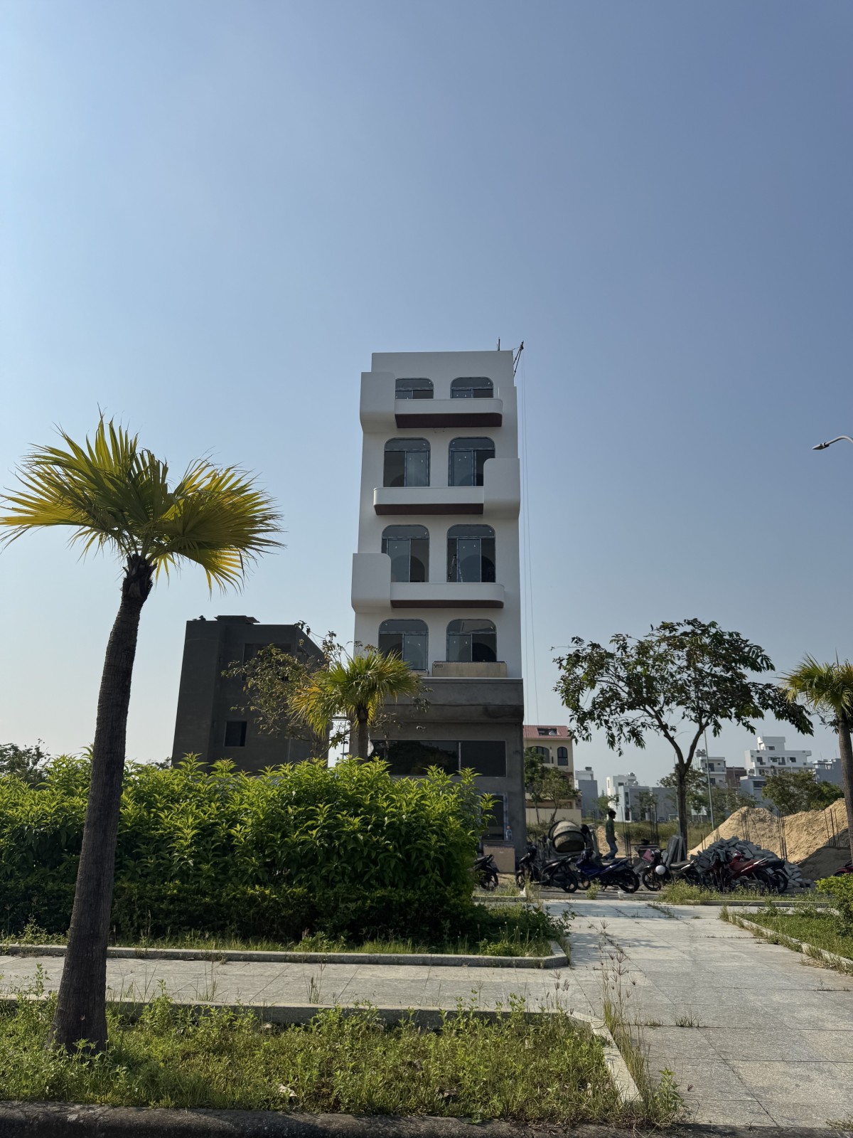 KHU ĐÔ THỊ FPT 102m², 6 tầng, ngang 6m, dài 17m, giá 14.8 tỷ, Ngũ Hành Sơn