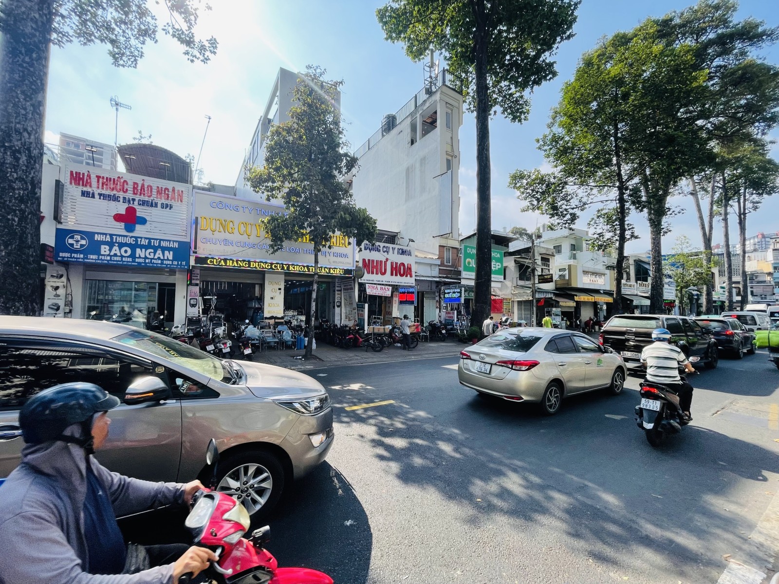 Bán nhà đường đường Thuận Kiều, Quận 5