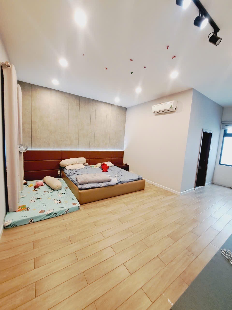 Bán nhà đường Bùi Thị Xuân, Tân Bình